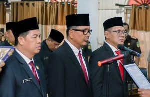 Tiga Pimpinan DPRD Kabupaten Pali Masa Periode 2024-2029 Diambil Sumpah