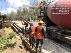 Pembangunan Drainase Jalan Lingkar Handayani Menuai Tanggapan Positif Pelaksana Mengunakan Semen Standar SNI