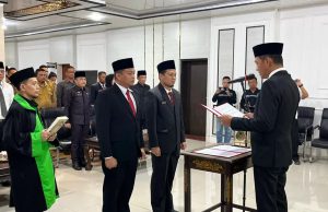 Lantik Dirut PDAM, Bupati PALI Beri Waktu 2 Tahun