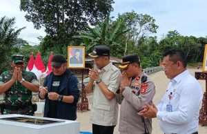 Bersama Bupati PALI Gubernur Sumsel Herman Deru Resmikan Jembatan Tumpangsari Penghubung 2 Sisi