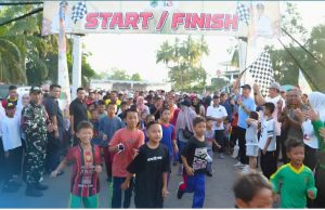 Jalan Santai dan Senam Sehat Pemkab Ucapkan Selamat Bagi 3 Pemenang Umroh dan 10 Pemenang Fress Money Dwi Septaria Asgianto