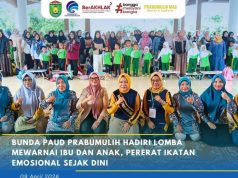 BUNDA PAUD PRABUMULIH HADIRI LOMBA MEWARNAI IBU DAN ANAK, PERERAT IKATAN EMOSIONAL SEJAK DINI